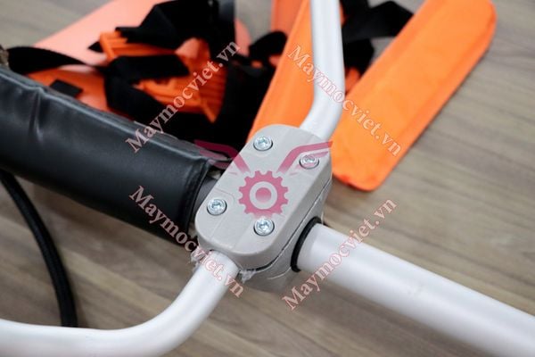 Máy cắt cỏ đeo vai Mitsukaisho 143