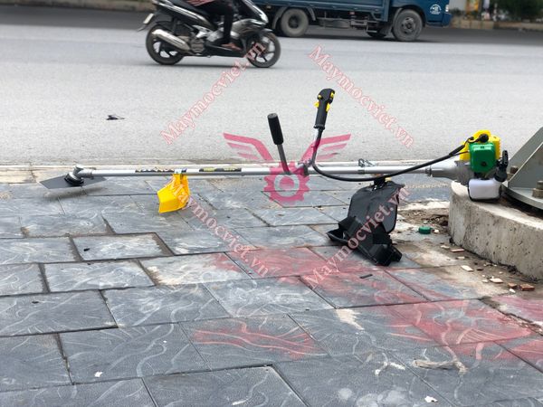 Máy cắt cỏ Oshima VX 330