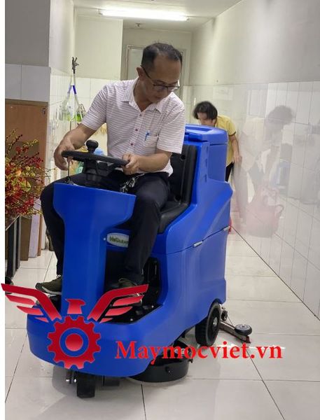 Máy chà sàn ngồi lái HiClean HC 1350