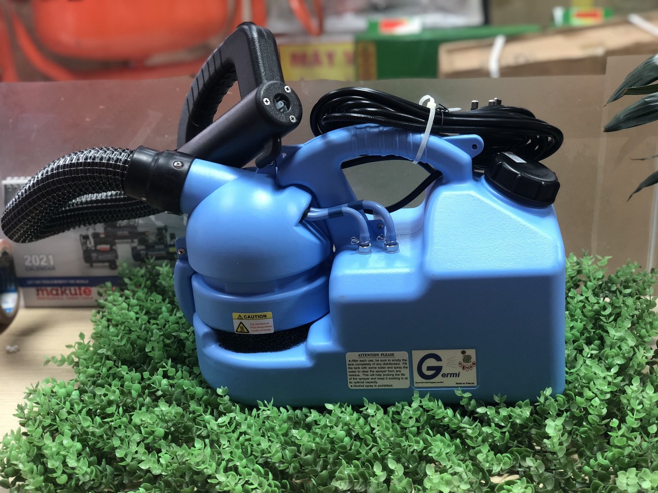 Máy phun sương ULV Germi 7L – Vinmax- maymocviet.vn