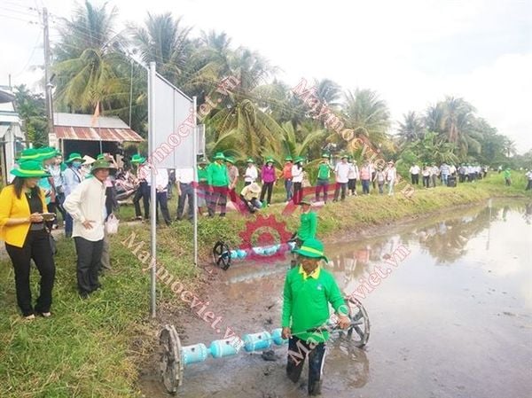 Thiết bị gieo hạt, sạ lúa thẳng hàng 6 trống