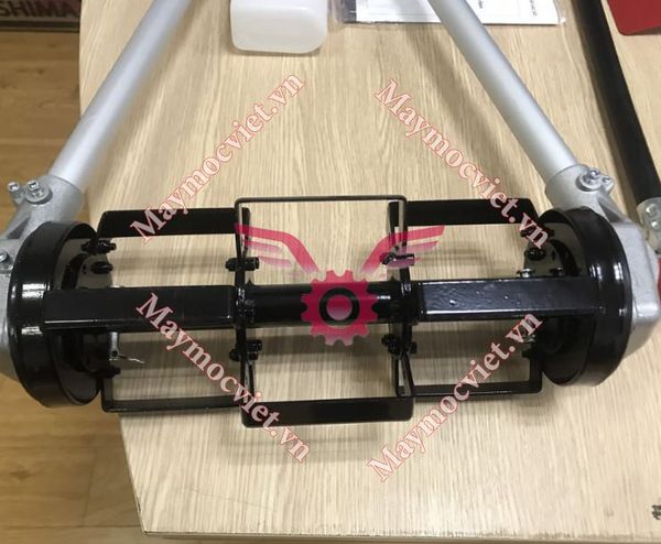 Máy sạc cỏ chữ Y Oshima SC-44Y