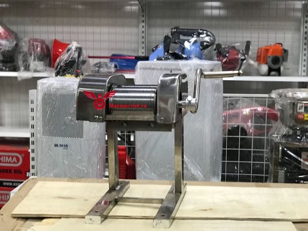 Máy thái bì lợn quay tay bằng Inox VinMax TB1100