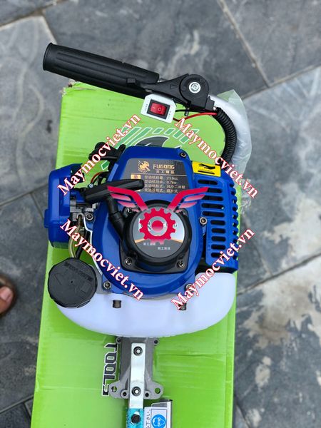 Máy cắt tỉa hàng rào tầm thấp Sumo VM230 động cơ 2 thì lam 70cm