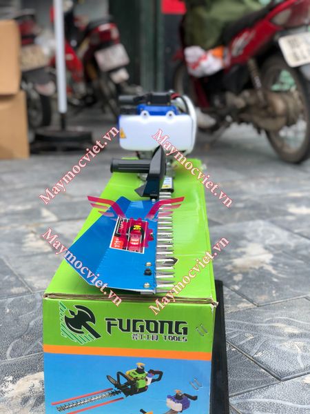Máy cắt tỉa hàng rào tầm thấp Sumo VM230 động cơ 2 thì lam 70cm