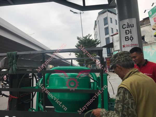 Máy trộn bê tông 250L SM-250L