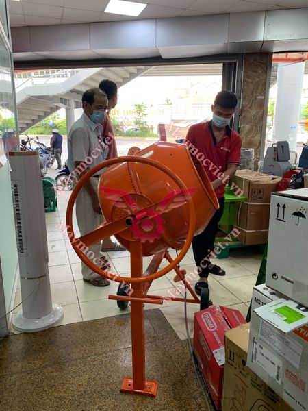 Máy trộn bê tông mini MT130