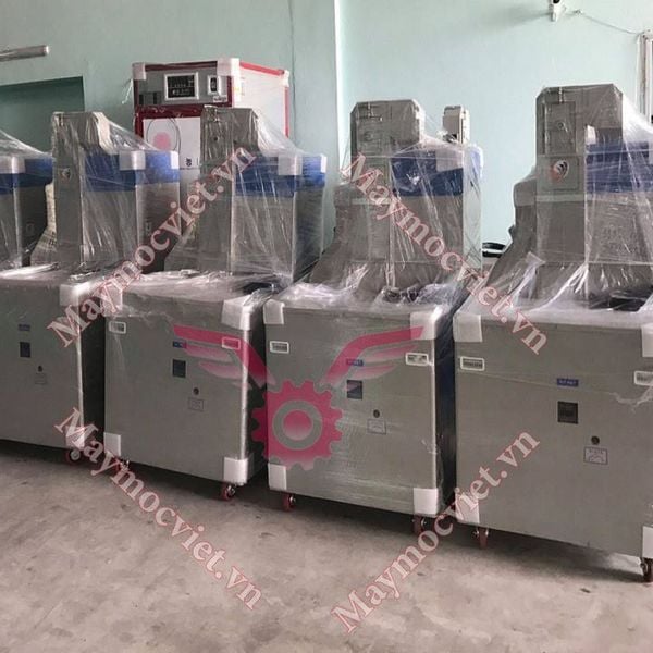 Máy xát gạo Hàn Quốc SN-300R