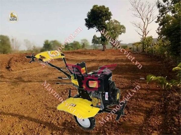 MÁY XỚI ĐẤTĐA NĂNG CHẠY DẦU AHM 5D 173F