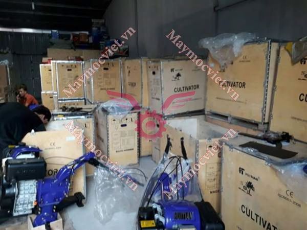 MÁY XỚI ĐẤT KAMA 178F (CHẠY DẦU)