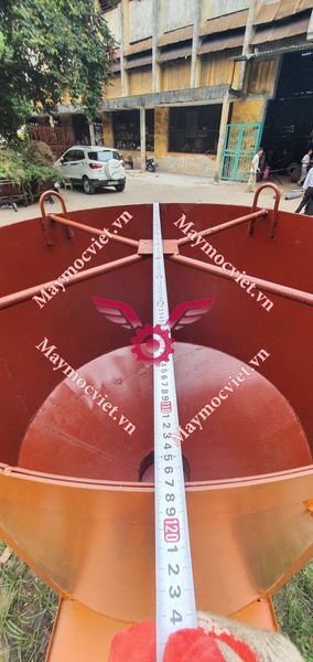Phễu đổ bê tông Savi 09