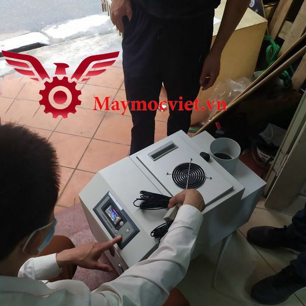 Máy Tạo Ẩm Phun Sương Công Nghiệp Mitsuta LTUH03