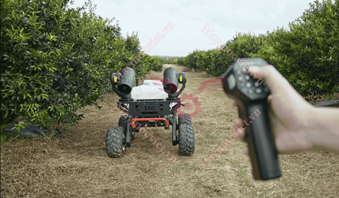 Robot phun thuốc trừ sâu RB100L