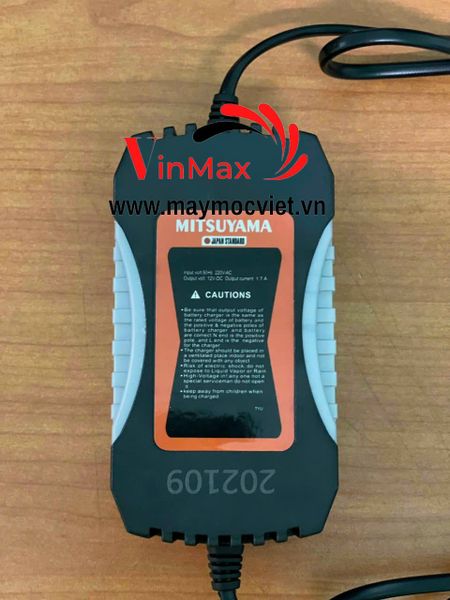 Sạc bình xịt điện 12V Nhật Bản