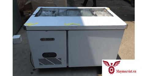 Bàn mát Salad Sandwich Berjaya BS1D/SSCF4/Z 1m2