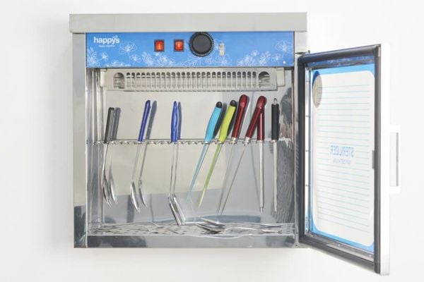 Tủ diệt khuẩn treo tường Happys HPS-101CW