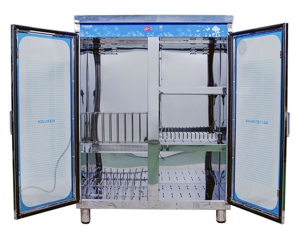 Tủ tiệt trùng dao, thớt bằng tia UV và sấy khô  Happys HPS102K