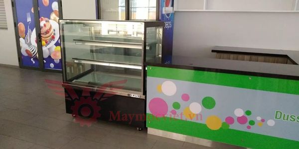 Tủ mát trưng bày bánh kính vuông 1.2m Berjaya RCS-12SB13-2FB