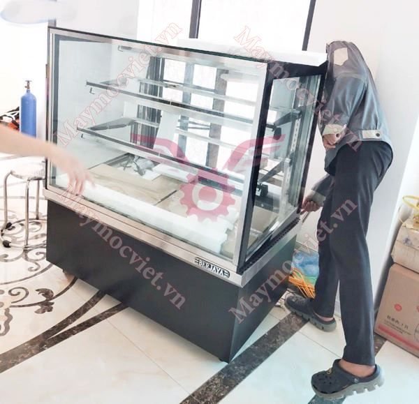 Tủ mát trưng bày bánh kính vuông 1.2m Berjaya RCS-12SB13-2FB