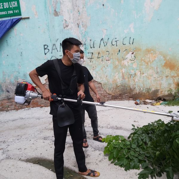 Máy cưa cắt cành trên cao Oshima OS330