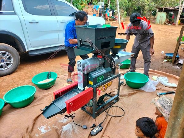 Máy xay xát gạo Thái Lan VMX250