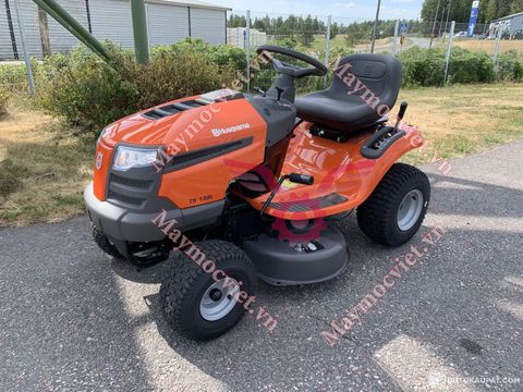 MÁY CẮT CỎ NGỒI LÁI HUSQVARNA TS 138L NEW