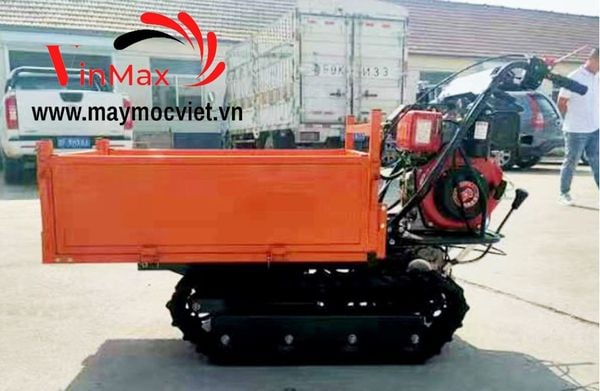 Xe chở hàng bánh xích Kawasaki BX70