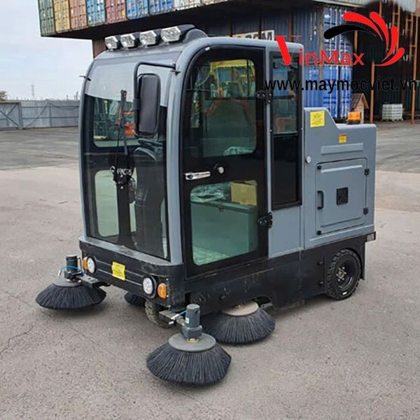 Xe quét rác ngồi lái công nghiệp Kumisai KMS-S11