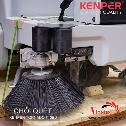 Xe quét rác ngồi lái Kenper TORNADO 710BD