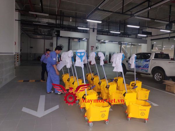 Xe vắt nước 36 lit HiClean HC 070
