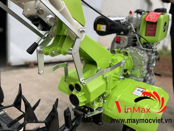 Máy Xới Đất Dầu Phay Cầu Sau Turbo TB2-178