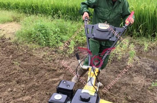 MÁY XỚI ĐẤT ĐA NĂNG TAY GA AHM G500