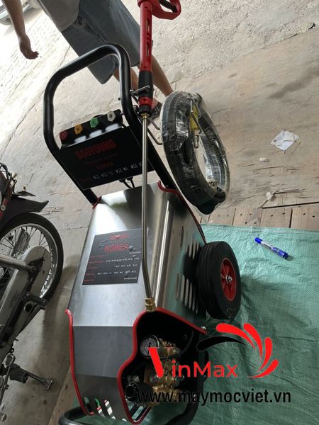 Máy Rửa Xe Cao Áp Booyoung 2200W