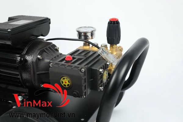 Máy Rửa Xe Cao Áp Kamastsu 3Kw KS3000