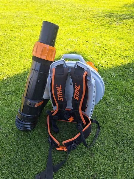 Máy thổi lá Stihl BR800