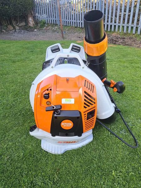 Máy thổi lá Stihl BR800