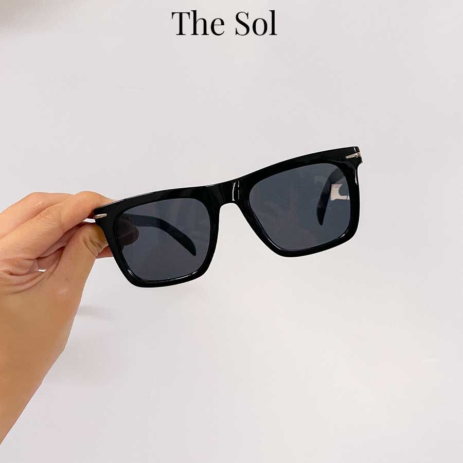  Kính Mát Gọng Nhựa Unisex Silver Scar 