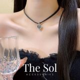  Choker Hàn Quốc Bling Black Heart 