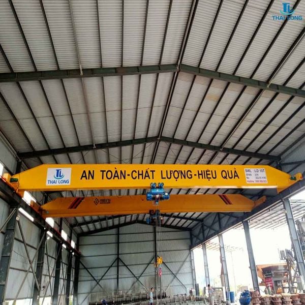 cầu trục 10 tấn khẩu độ 20m