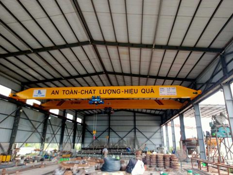  Cầu trục 10 tấn khẩu độ 20m 