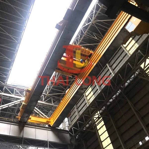 cầu trục 100 tấn