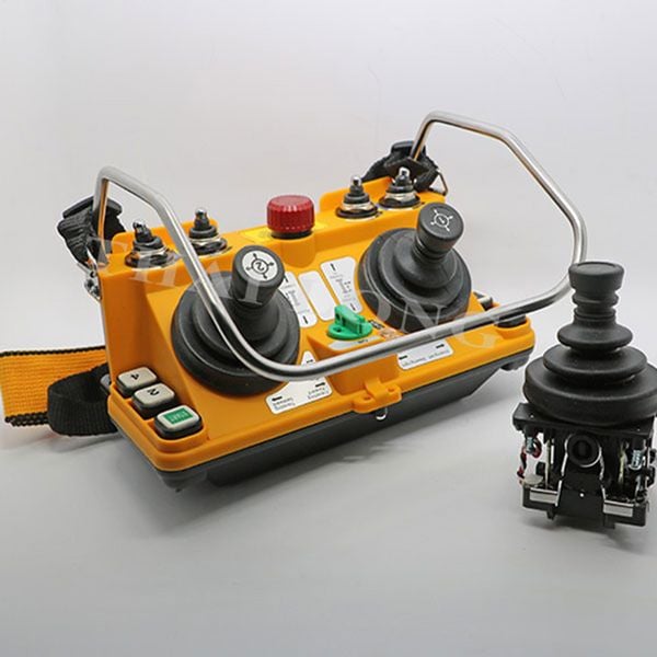  Điều khiển từ xa F24-60D 