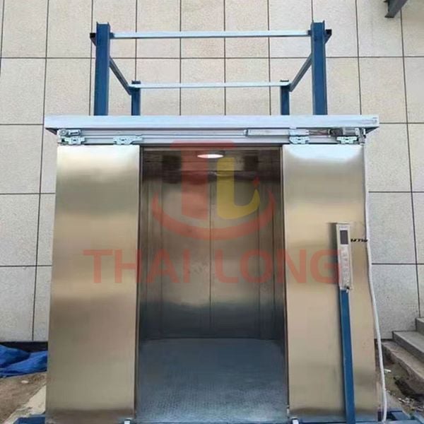 thang nâng hàng 1 tấn 1