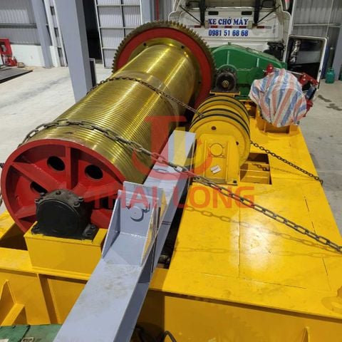  Tời điện 2x100 tấn 