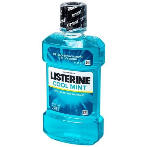 Nước súc miệng Listerine Cool Mint hỗ trợ viêm nướu, sâu răng, hôi miệng (250ml)