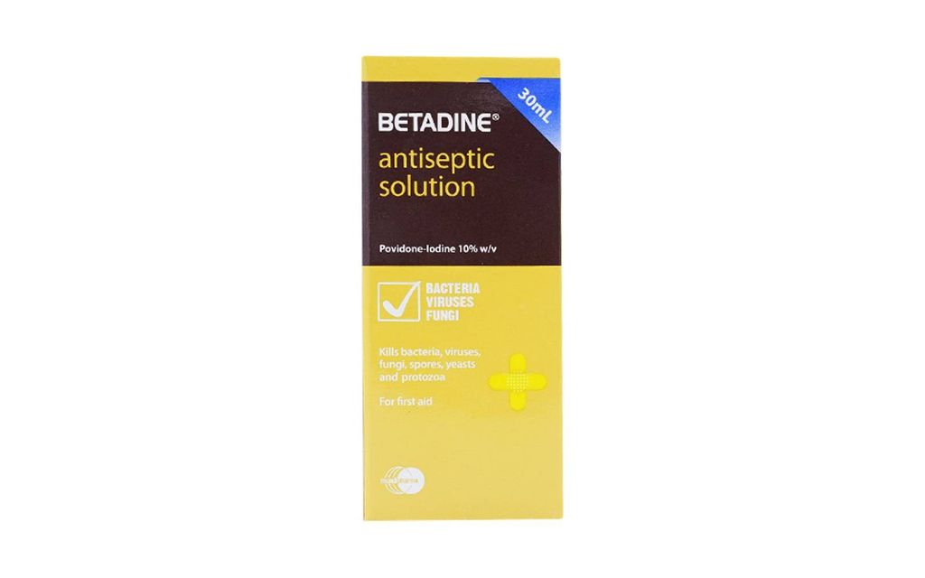 Dung dịch Betadine Antiseptic Solution sát khuẩn vết thương, bề mặt (30ml)