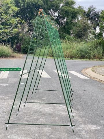  Giàn leo chữ A cao 2.1 met dài 3 met Daim 