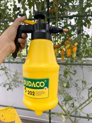  Bình tưới cây Dudaco 2 lít 