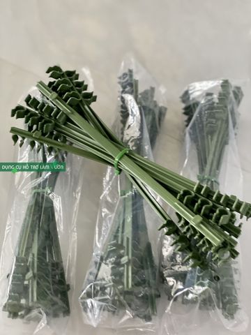  Thanh liên kết ống thép bọc nhựa phi 11 Daim 