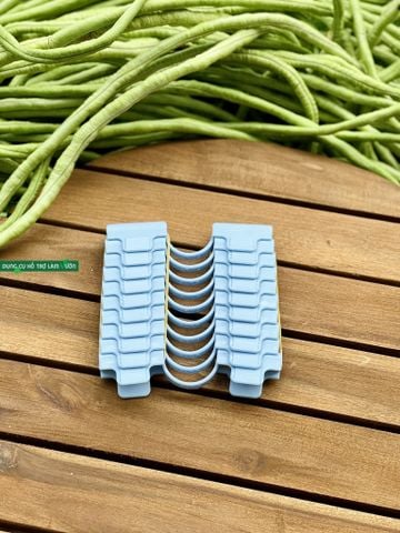  Kẹp màng khung vòm trồng rau Daim 